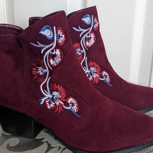 Cute trendy suede burgundy booties 8.5M - Picture 3 of 6